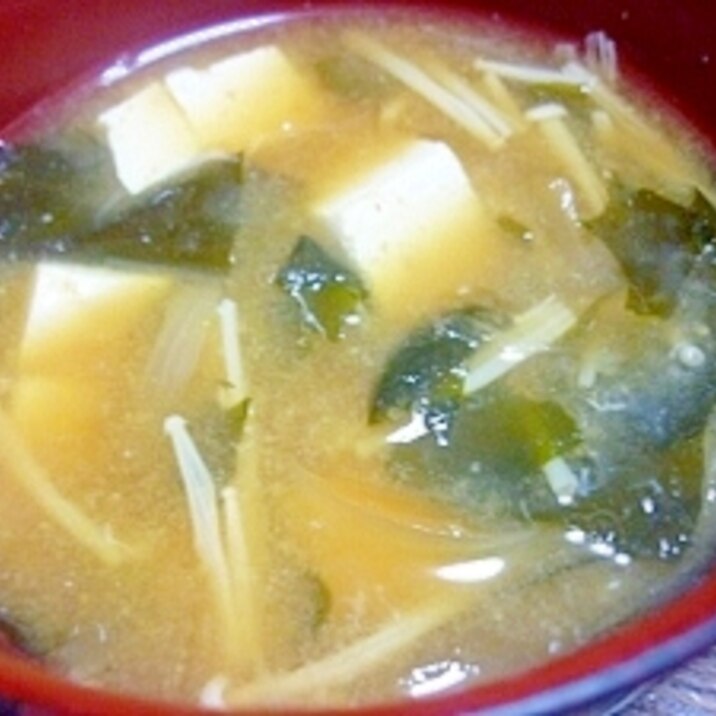 今日のお味噌汁 えのき わかめ 豆腐 玉ねぎ レシピ 作り方 By Megmako 楽天レシピ 今日のお味噌汁 えのき わかめ 豆腐 玉ねぎ レシピ 作り方 By Megmako 楽天レシピ